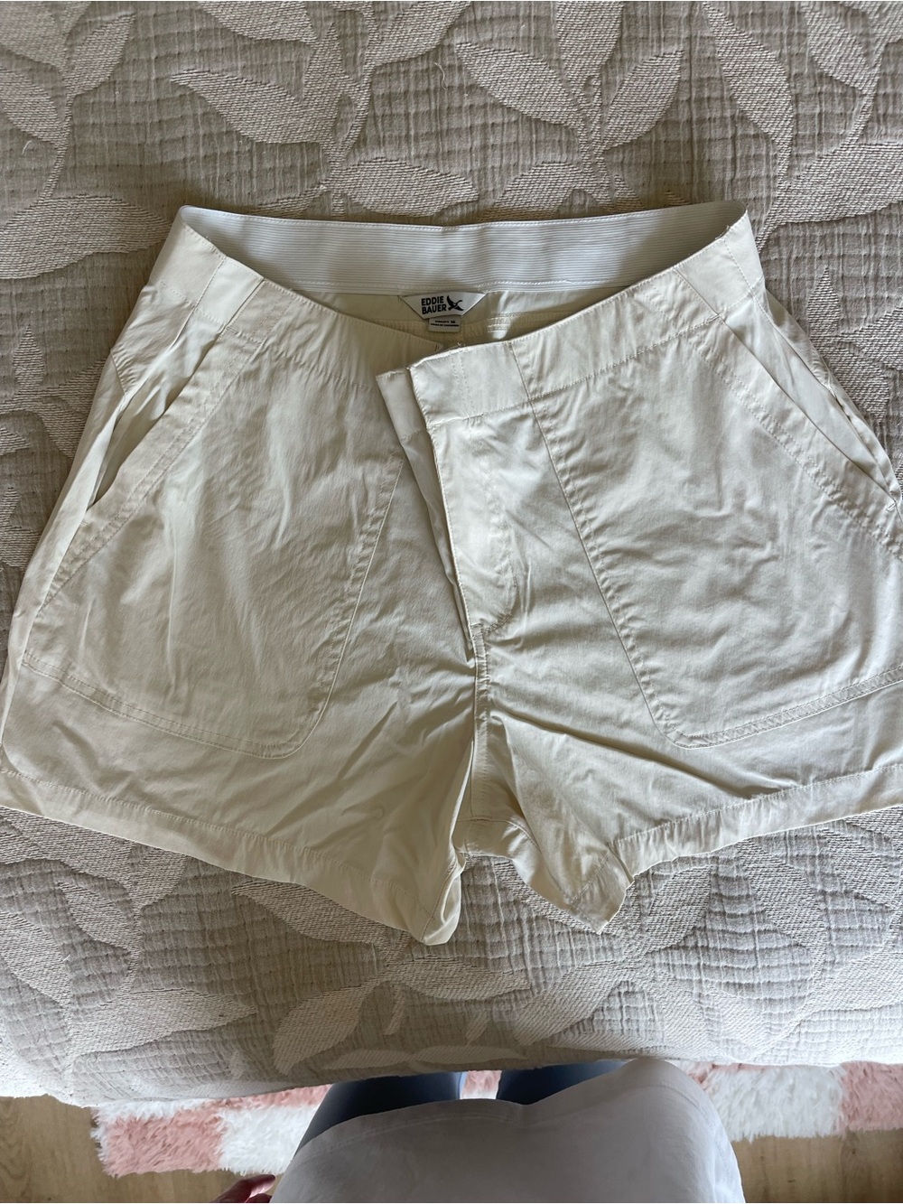 Eddie Bauer Women's Cream Casual Nylon Blend Shorts